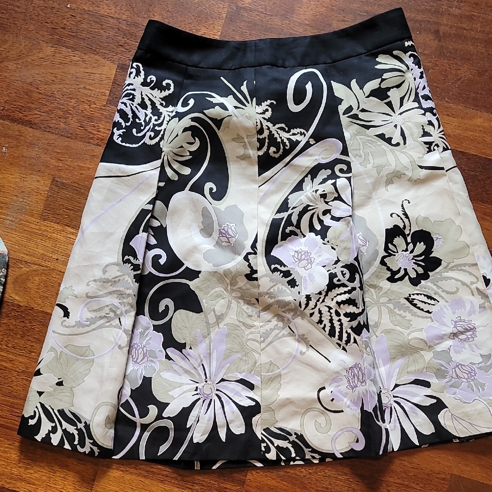 Ann Taylor Black and Cream A-Line Skirt